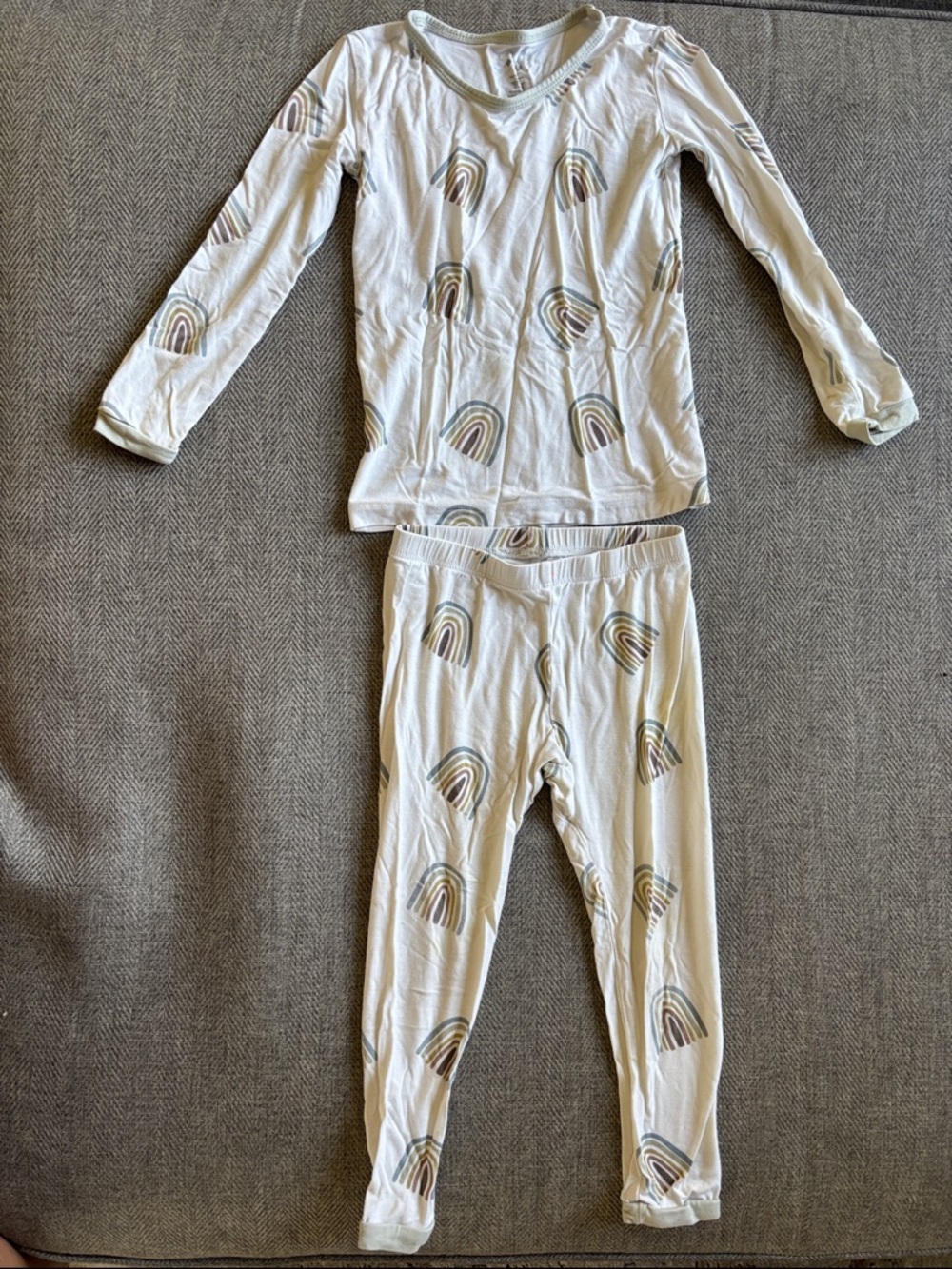 Kyte BABY Cream Pajama Set with Muted Rainbow Print